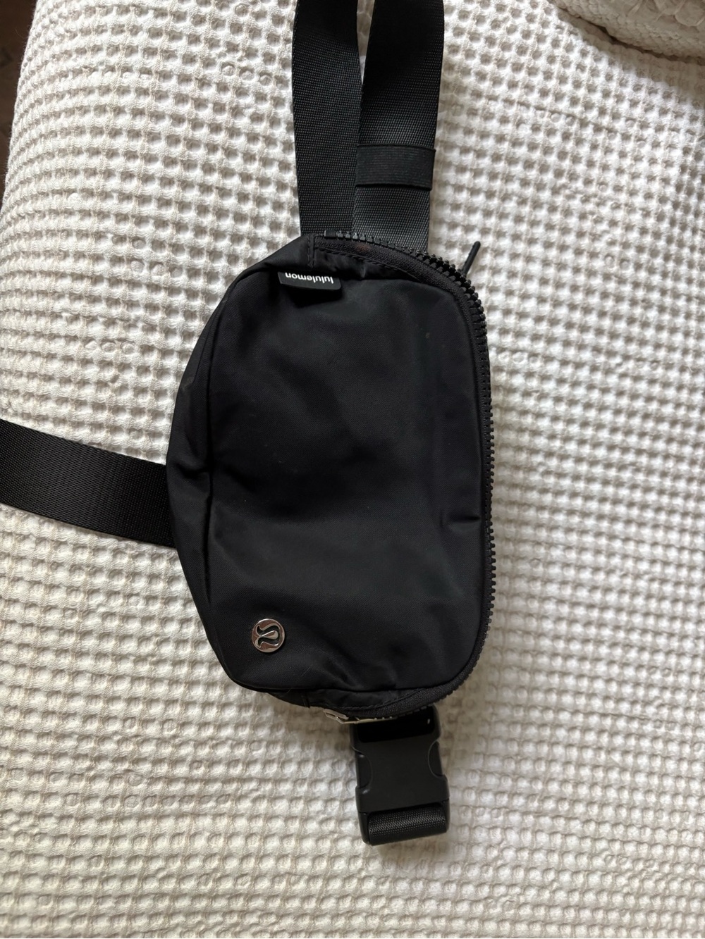 lululemon athletica Black belt bag